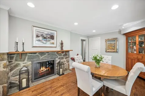 253 Summerfield Road Northbrook IL 60062