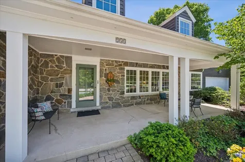 253 Summerfield Road Northbrook IL 60062