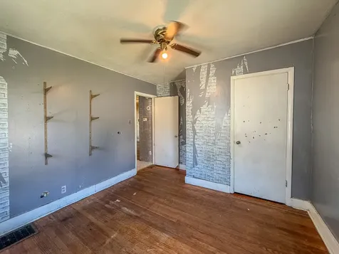 931 1ST Street Charleston IL 61920