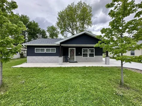 1210 Douglas Drive Sterling IL 61081