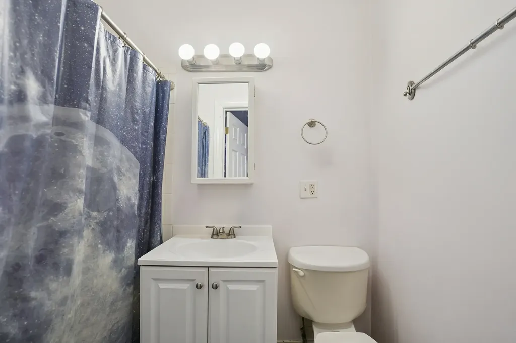 6206 South Evans Avenue Chicago IL 60637