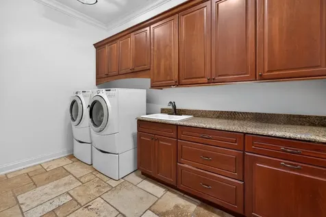 5N145 Prairie Rose Drive St. Charles IL 60175