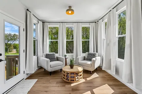 8 Liam Court Algonquin IL 60102