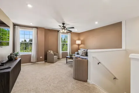 8 Liam Court Algonquin IL 60102