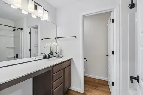8 Liam Court Algonquin IL 60102