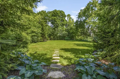 110 East Sheridan Road Lake Bluff IL 60044