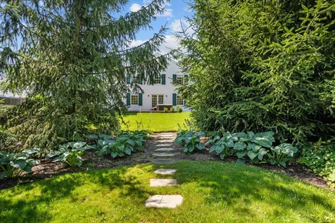 110 East Sheridan Road Lake Bluff IL 60044