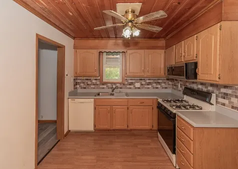 2802 Archer Drive East Moline IL 61244
