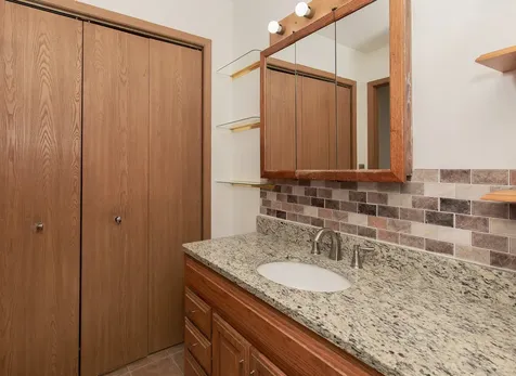 2802 Archer Drive East Moline IL 61244