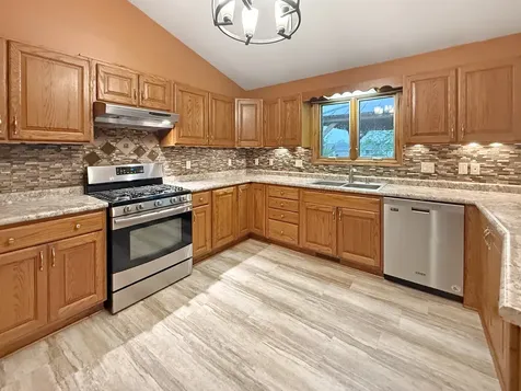 409 Betty Court Fisher IL 61843