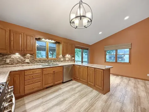 409 Betty Court Fisher IL 61843