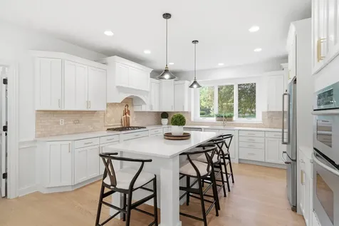 899 Edgewood Drive Sugar Grove IL 60554
