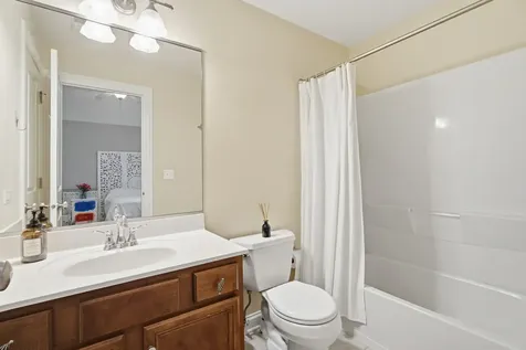 899 Edgewood Drive Sugar Grove IL 60554