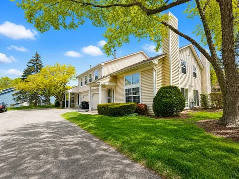 250 Acorn Drive Streamwood IL 60107