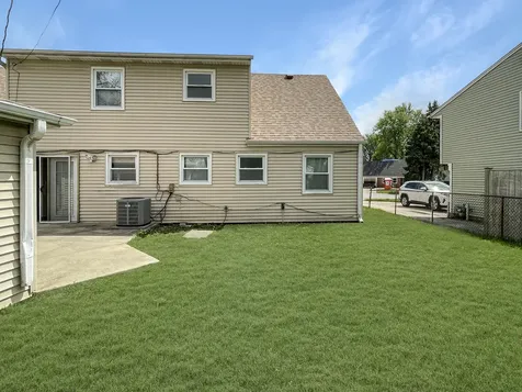 104 Stoneham Court Bolingbrook IL 60440