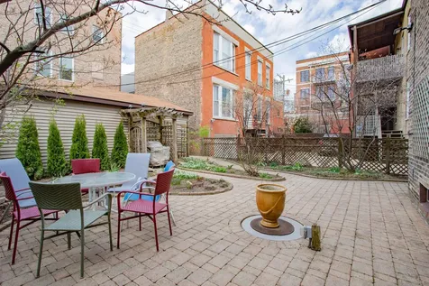 622 West Briar Place Chicago IL 60657