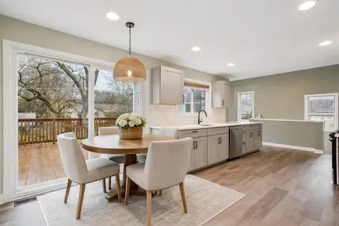 402 Lily Lane Lakemoor IL 60051