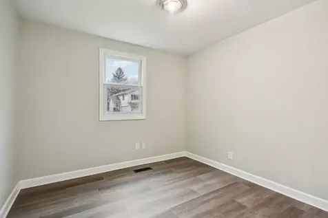 402 Lily Lane Lakemoor IL 60051