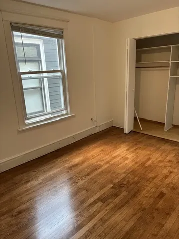 2016 West Warner Avenue Chicago IL 60618