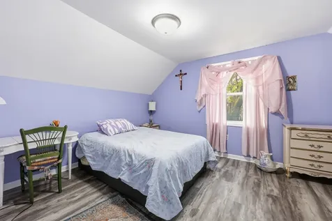 515 Oak Street Elgin IL 60123