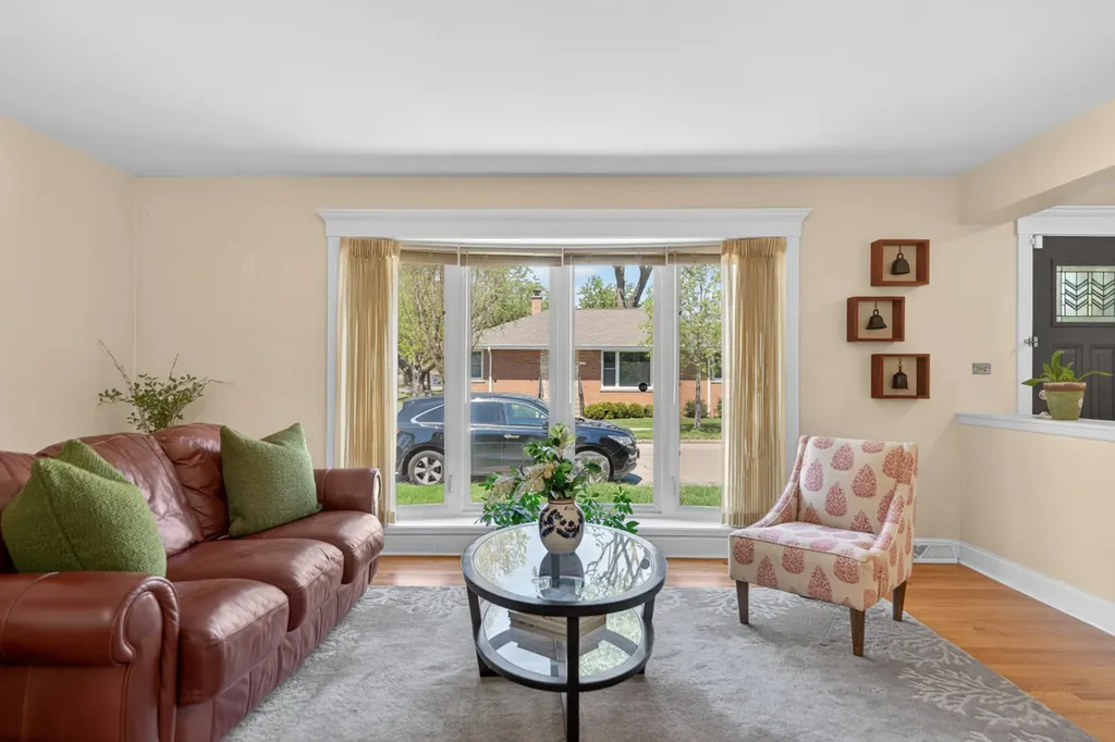 3873 Brummel Street Skokie IL 60076