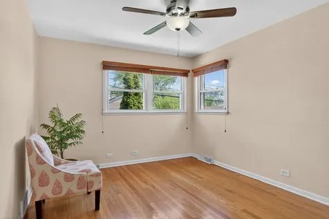 3873 Brummel Street Skokie IL 60076