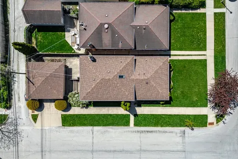 3873 Brummel Street Skokie IL 60076