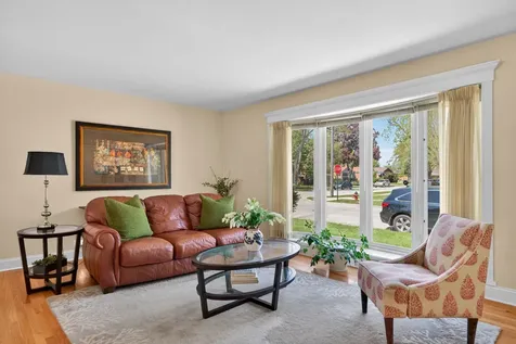 3873 Brummel Street Skokie IL 60076
