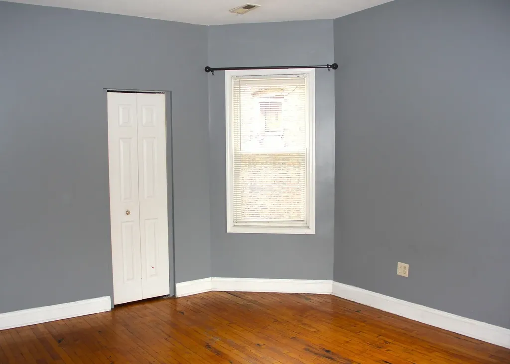 7813 South East End Avenue Chicago IL 60649