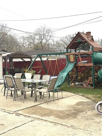 14241 South Marquette Avenue Burnham IL 60633