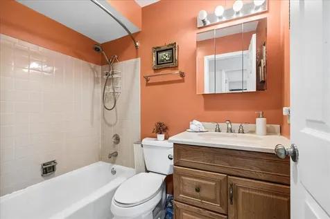 3350 North Carriageway Drive Arlington Heights IL 60004