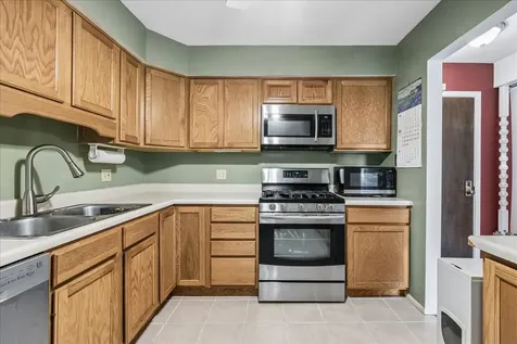 3350 North Carriageway Drive Arlington Heights IL 60004