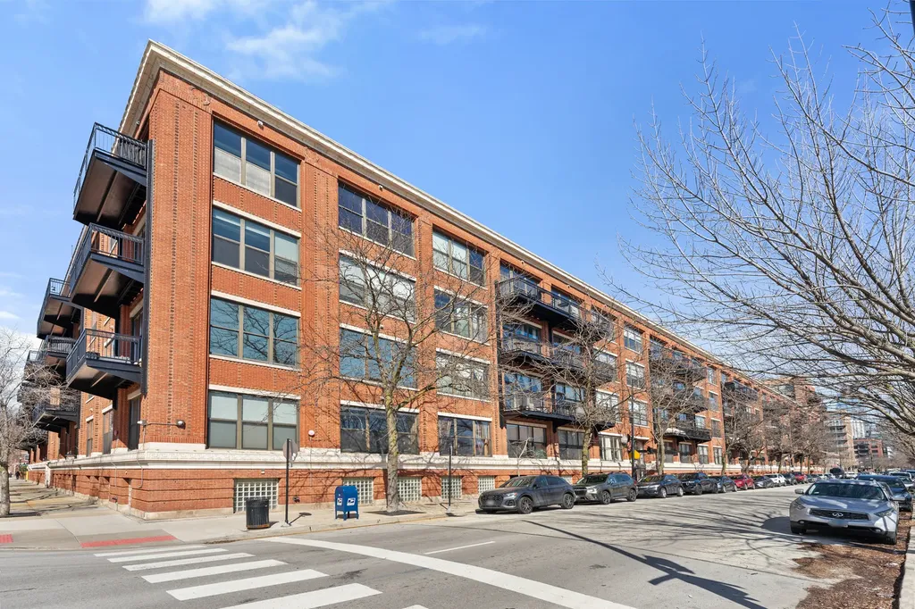 1040 West Adams Street Chicago IL 60607