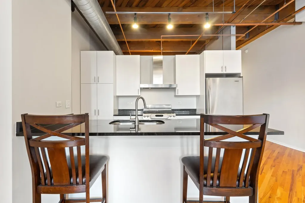 1040 West Adams Street Chicago IL 60607