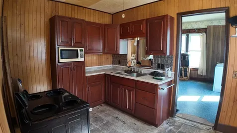 113 South Isabella Street Clinton IL 61727