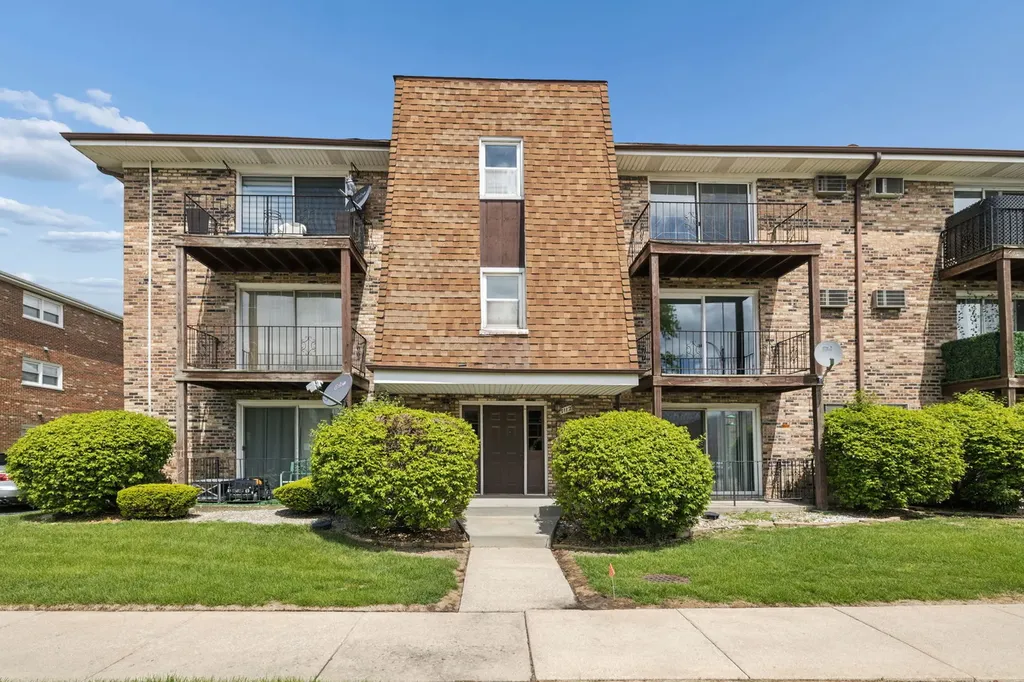 7112 99TH Street Chicago Ridge IL 60415