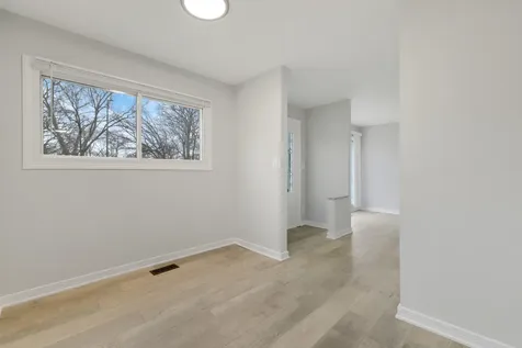 108 Walnut Drive Streamwood IL 60107