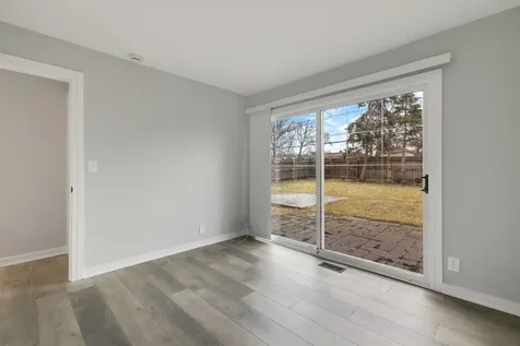 108 Walnut Drive Streamwood IL 60107