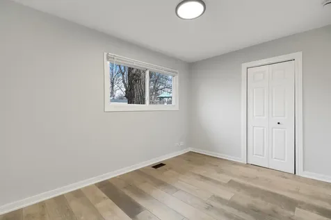 108 Walnut Drive Streamwood IL 60107