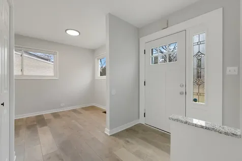 108 Walnut Drive Streamwood IL 60107