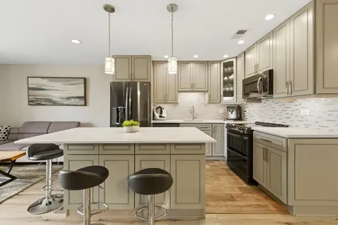 9645 South Harlem Avenue Chicago Ridge IL 60415