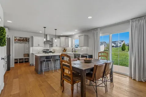 718 Cole Lane Mahomet IL 61853