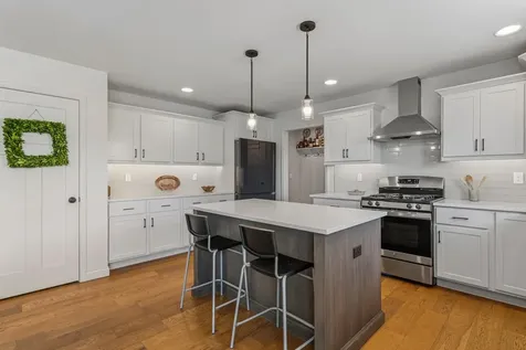 718 Cole Lane Mahomet IL 61853