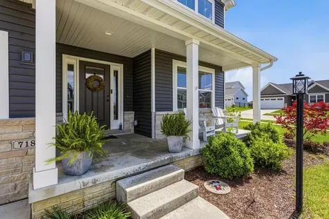 718 Cole Lane Mahomet IL 61853