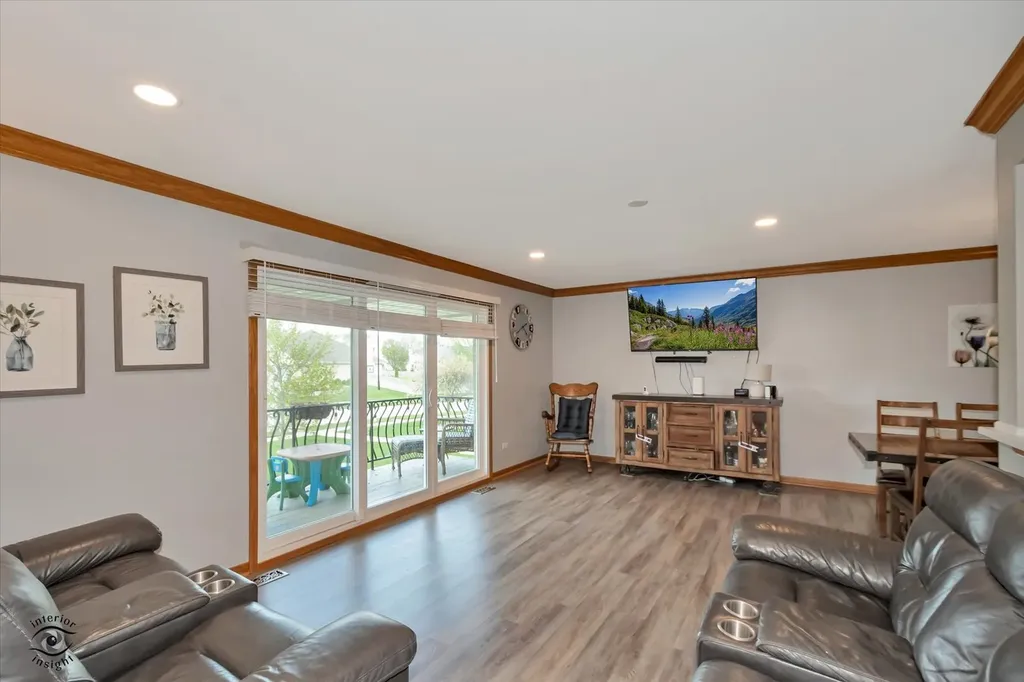 10501 Eagle Ridge Drive Orland Park IL 60467