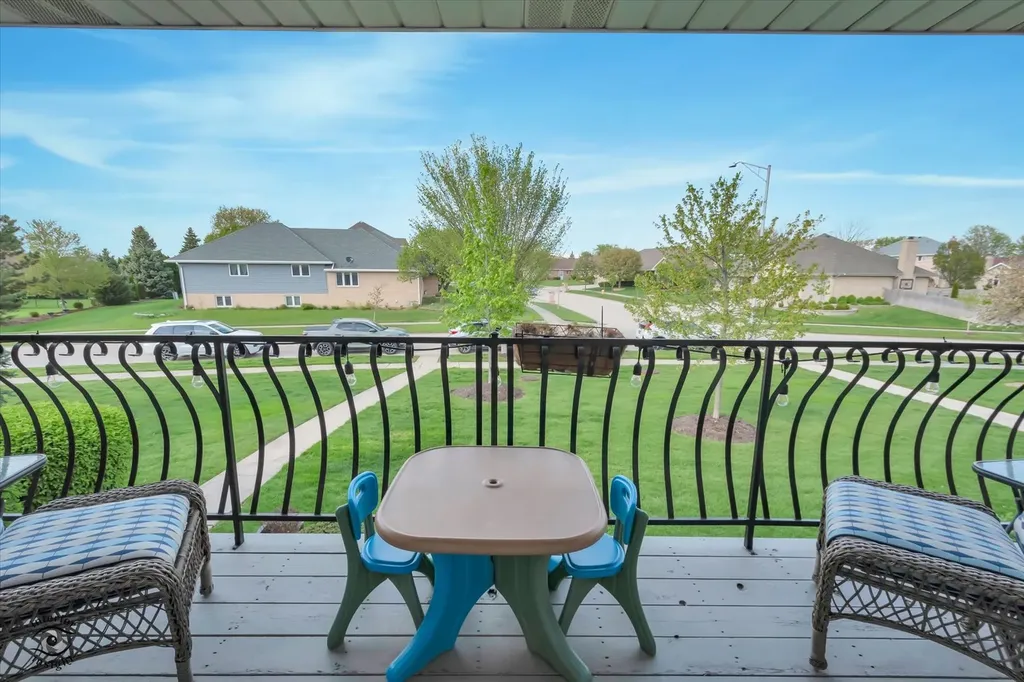 10501 Eagle Ridge Drive Orland Park IL 60467