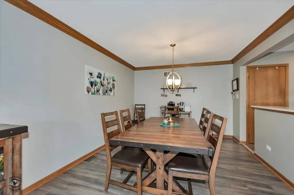 10501 Eagle Ridge Drive Orland Park IL 60467