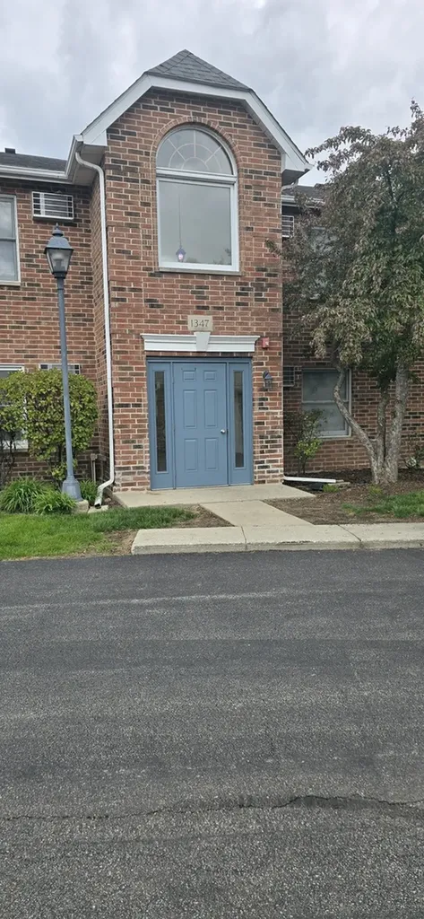 1347 Cunat Court Lake In The Hills IL 60156