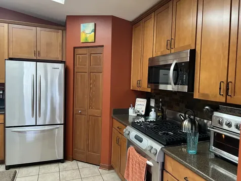 2615 Christie Drive Algonquin IL 60102