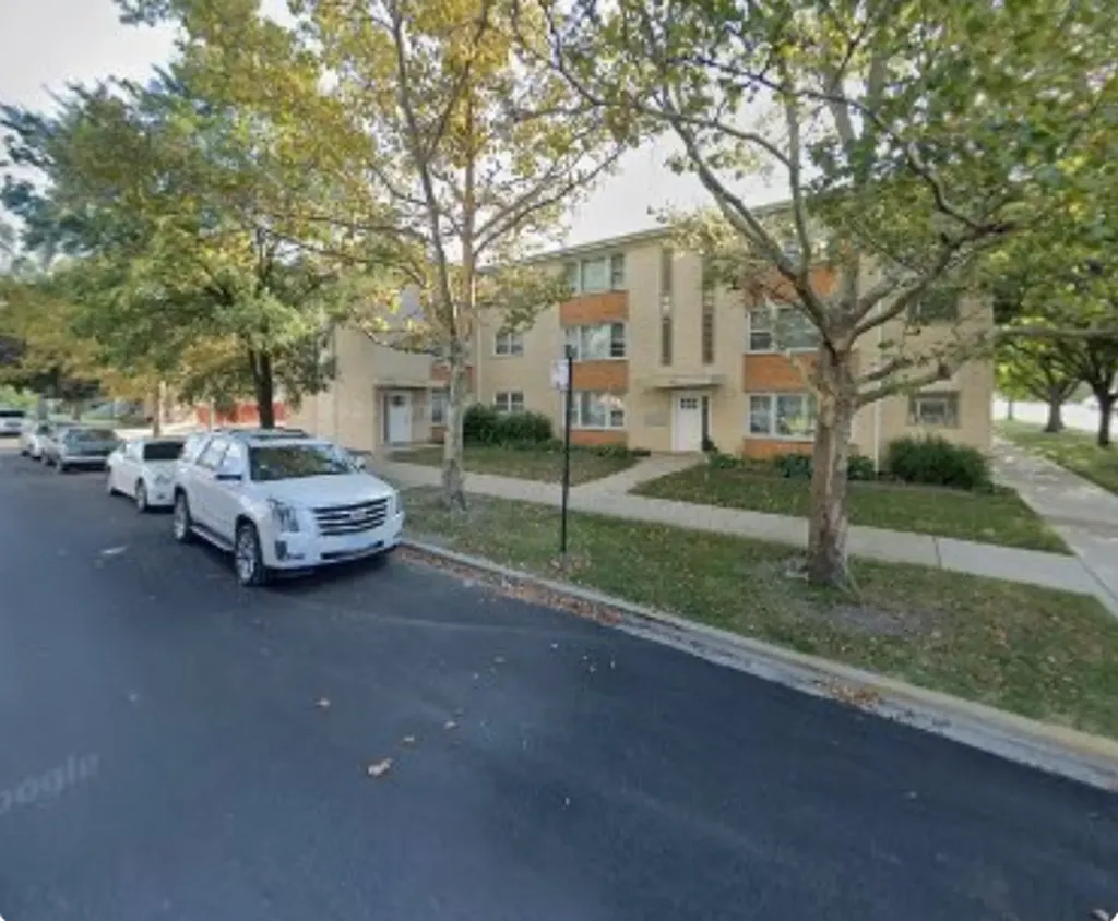 7224 West Belmont Avenue Chicago IL 60634